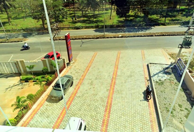 فندق Downtown Pr Groups Raashi Residency