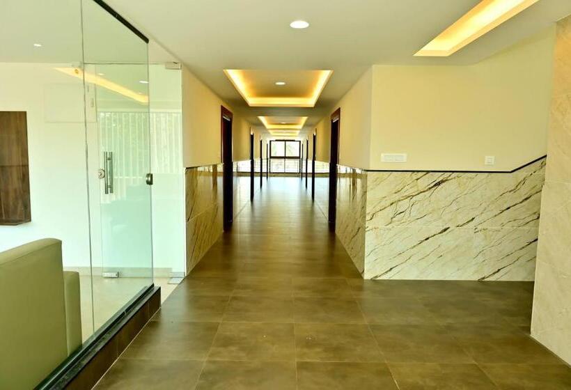 فندق Downtown Pr Groups Raashi Residency