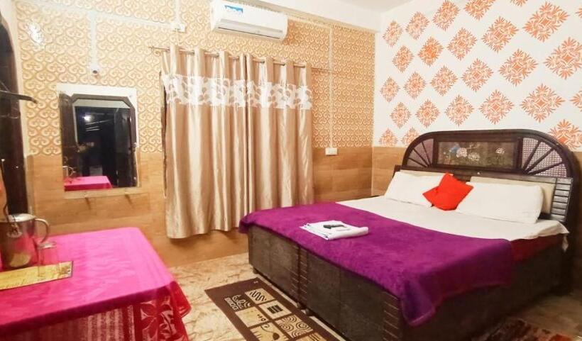 ホテル Prince Lodge And Banquet