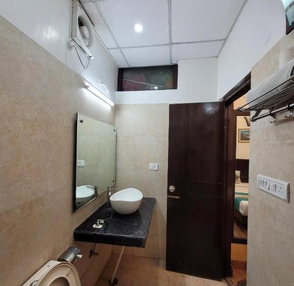 فندق Hidden Chalet Nainital Near Mall Road   Luxury Room   Excellent Customer Service