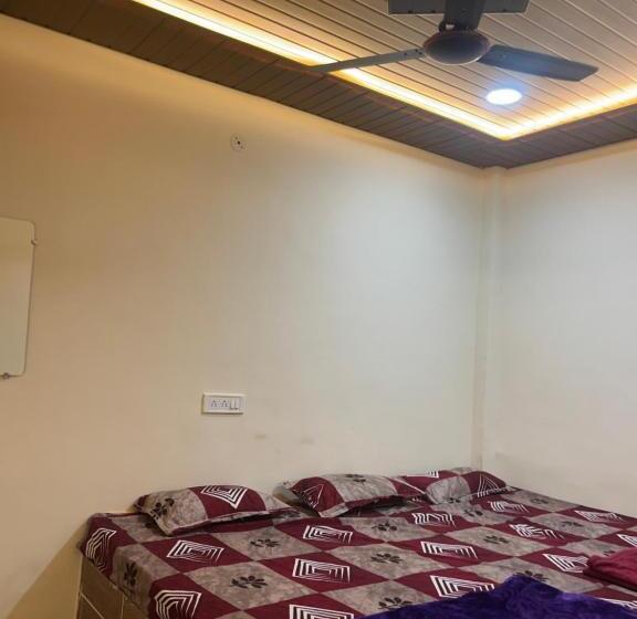 فندق Shivganga Guest House