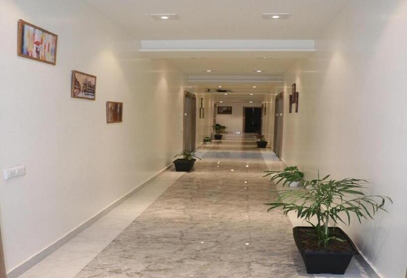 هتل Signum Cityscapes The Royal Jewel