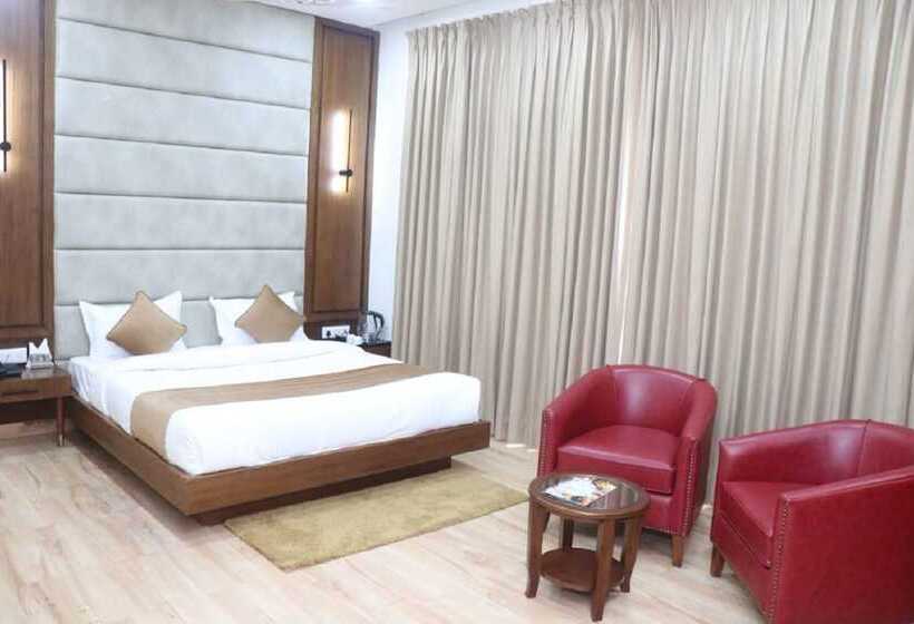 هتل Signum Cityscapes The Royal Jewel