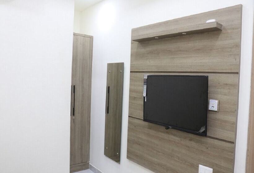 هتل Signum Cityscapes The Royal Jewel