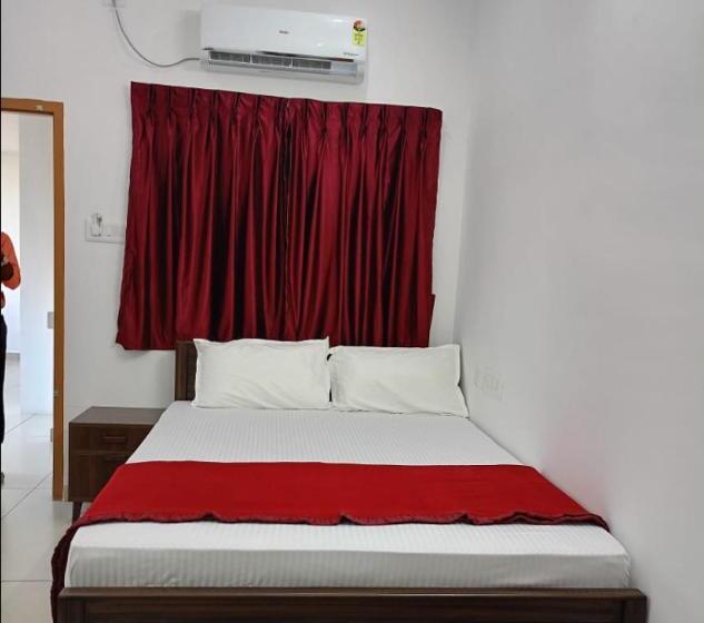 בית מלון כפרי Sky Residency Lodge