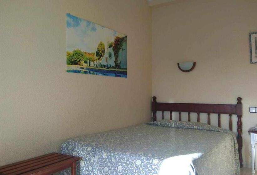 酒店 The Big Boss Indian & Nepali Cuisines