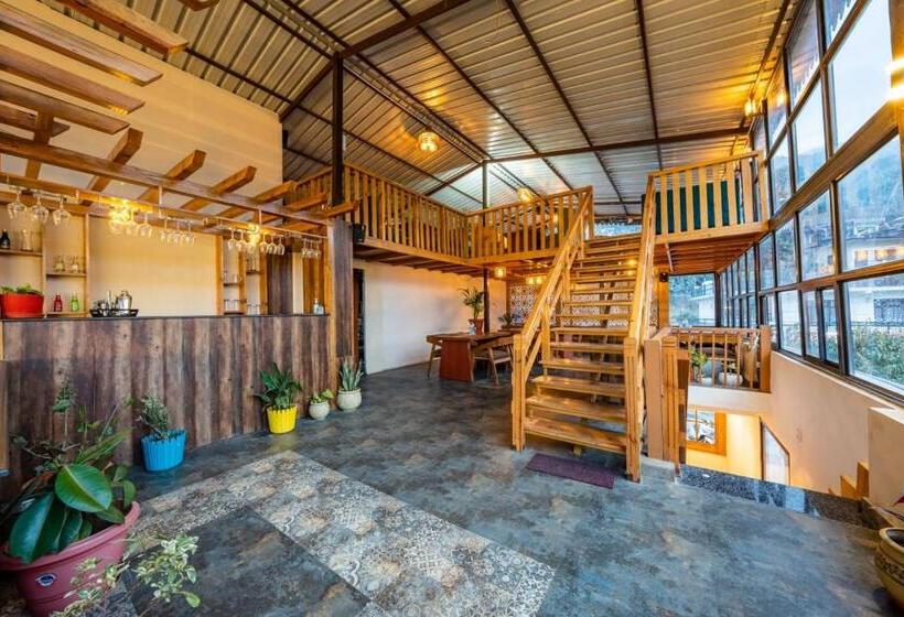בית מלון כפרי The Himalayan Stays Nainital