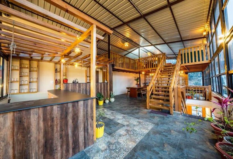 בית מלון כפרי The Himalayan Stays Nainital