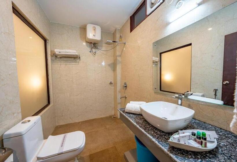 בית מלון כפרי The Himalayan Stays Nainital