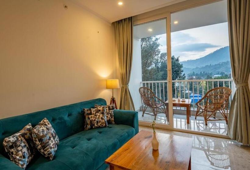 בית מלון כפרי The Himalayan Stays Nainital