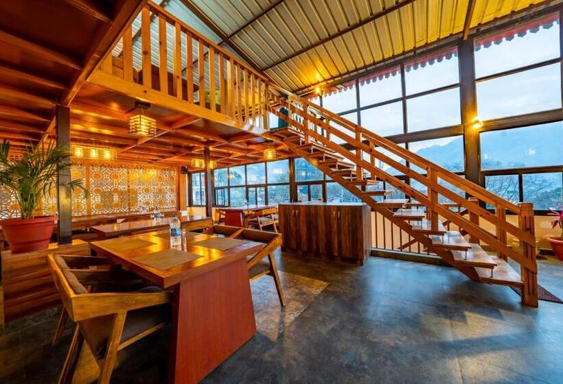 בית מלון כפרי The Himalayan Stays Nainital