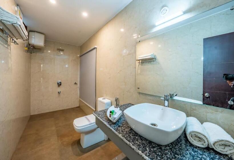 בית מלון כפרי The Himalayan Stays Nainital