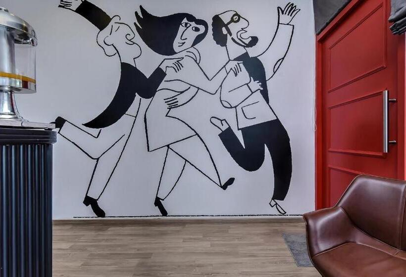 호텔 Townhouse 1124 Majesty Inn