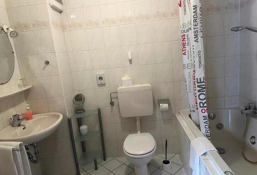 בית מלון כפרי Und Restaurant Sackwitzer Mühle