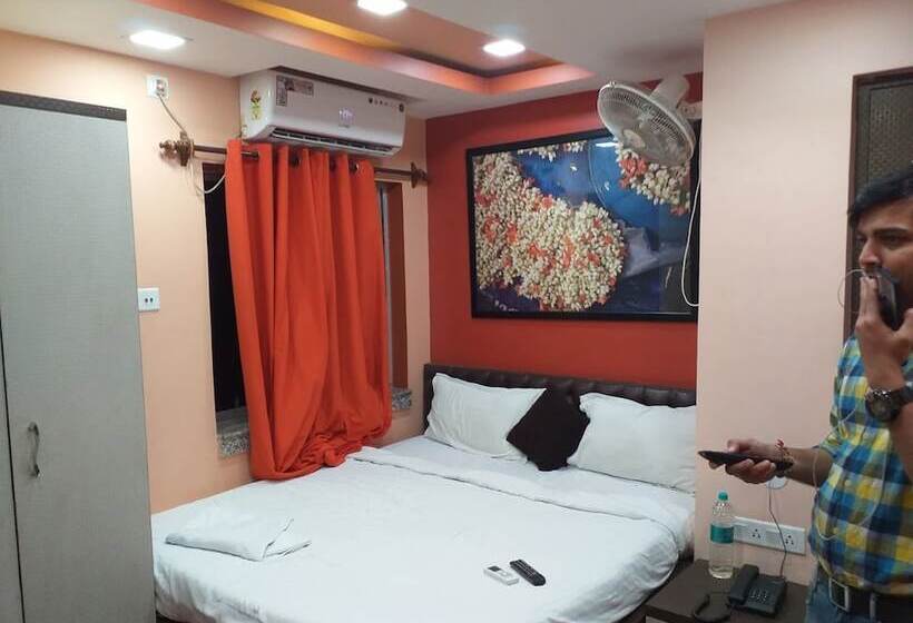 酒店 Vandana Guest House