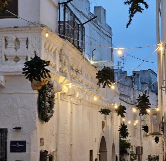 Отель Vecchia Mottola Suite & Spa