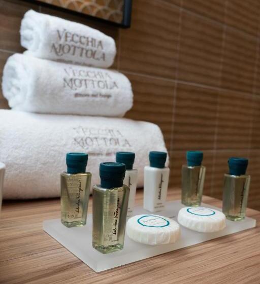 Отель Vecchia Mottola Suite & Spa