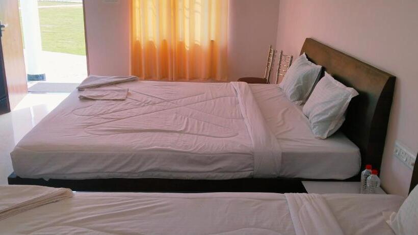 Отель Ved Vatika