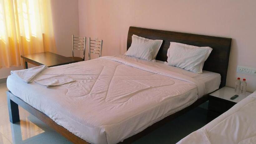 Отель Ved Vatika