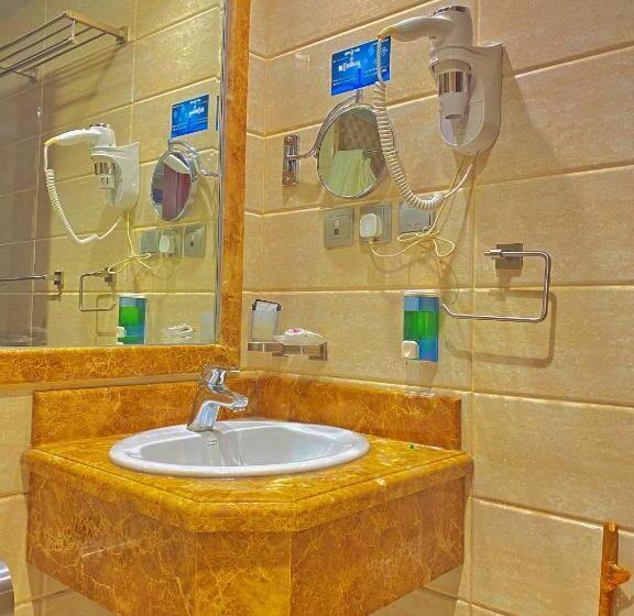 Malak Safwa Hotel   خدمة التوصيل للحرم