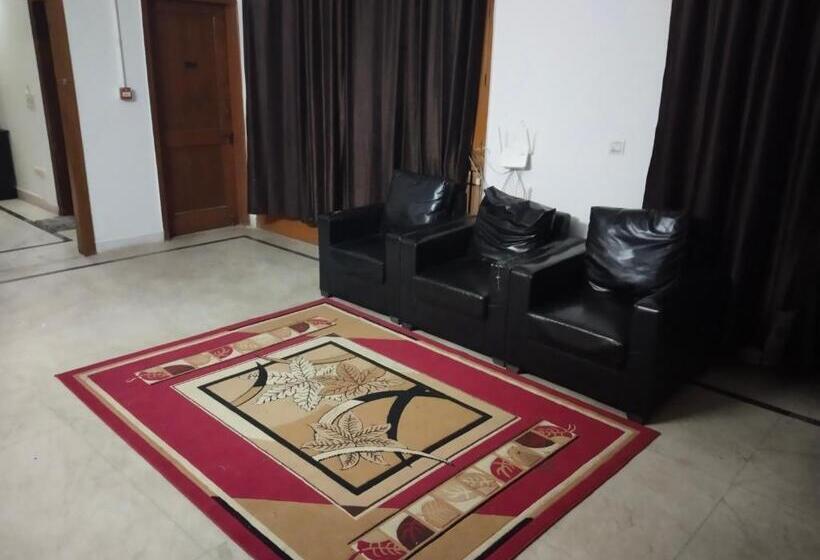 פנסיון Ada Residency Sector 20 Noida Uttar Pradesh