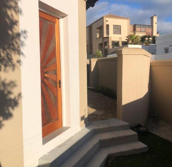 بنسيون Aderem Blus Rooms