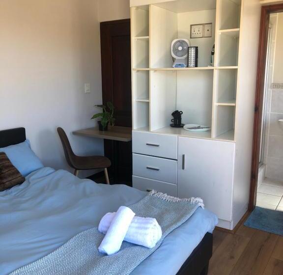 بنسيون Aderem Blus Rooms