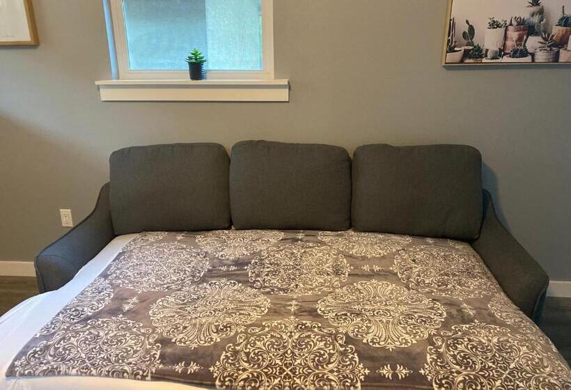 פנסיון Atx Tiny House