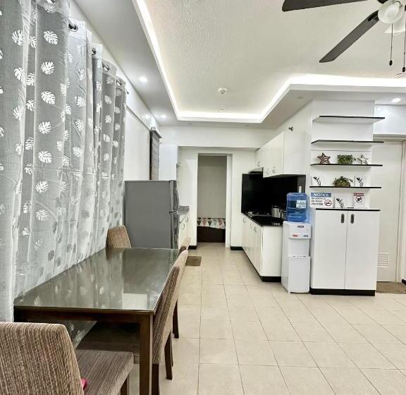 פנסיון Caiden S Home