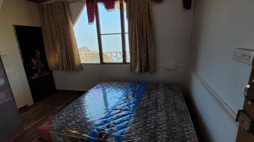 Пансион Cave Castle Panchalimedu