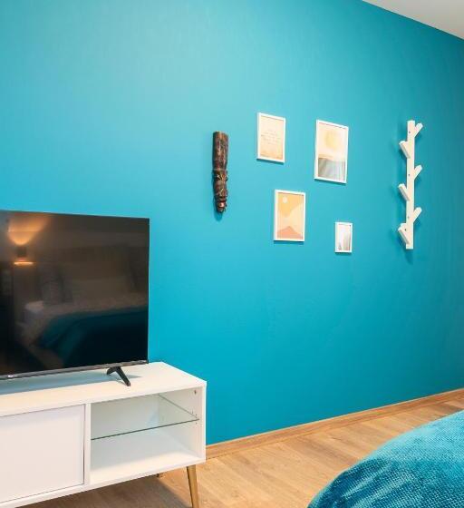 ペンション Feel Good House