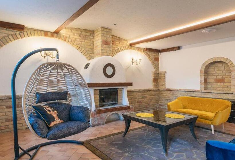 ペンション Feel Good House