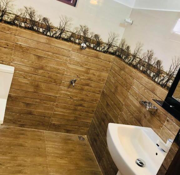 膳宿费 Green Leaf Negombo