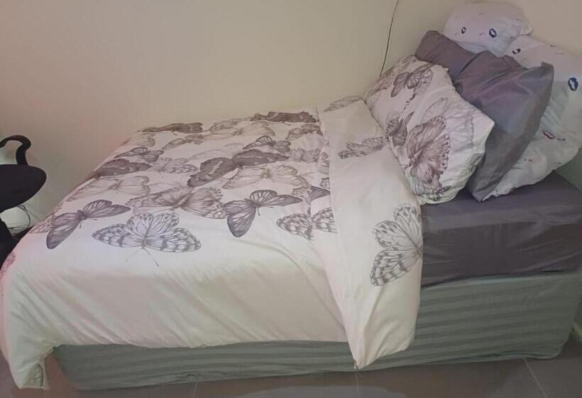 بنسيون Kempton Park Lodge Esther Park