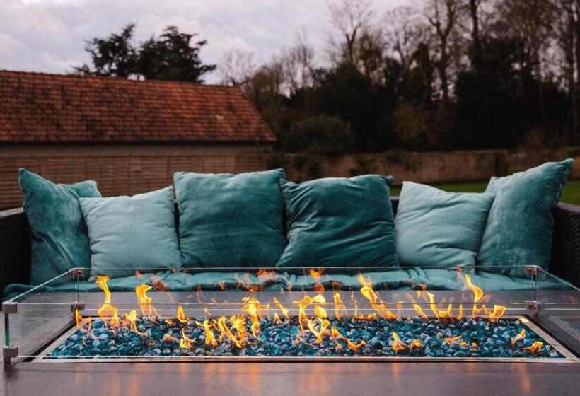 膳宿费 Villa Howard — Jacuzzi, Tranquility & Parking