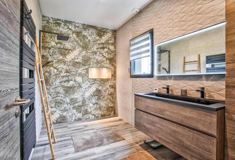 膳宿费 Villa Howard — Jacuzzi, Tranquility & Parking