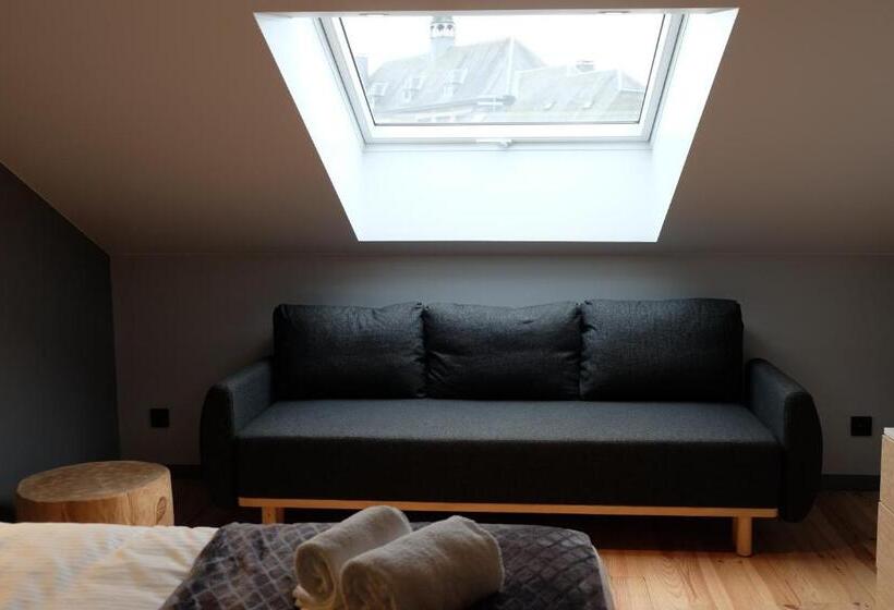 膳宿费 Le Cerf D Or