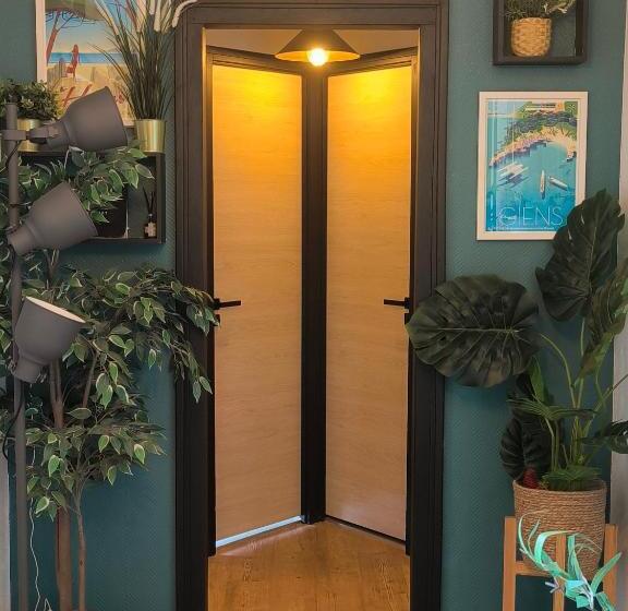 פנסיון Les Résidences Du Mourillon