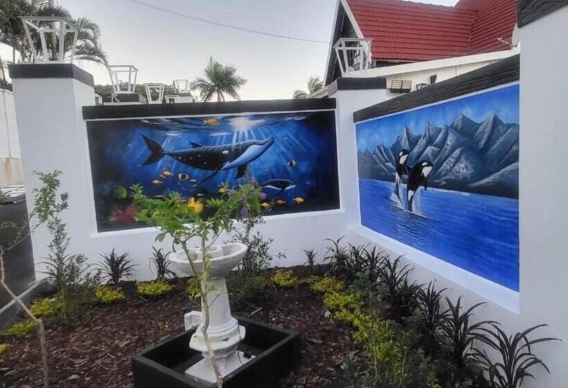 بنسيون Orca Estate Guesthouse Self Catering Accommodation