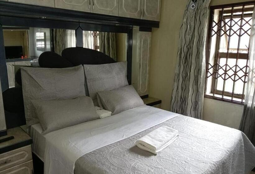 بنسيون Pearl Guest House Kempton Park