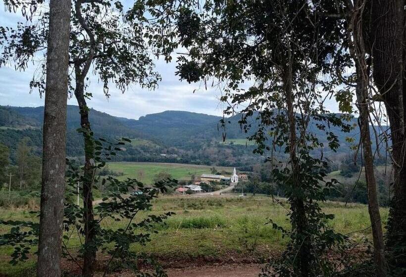 ペンション Pousada Jardim Encantado