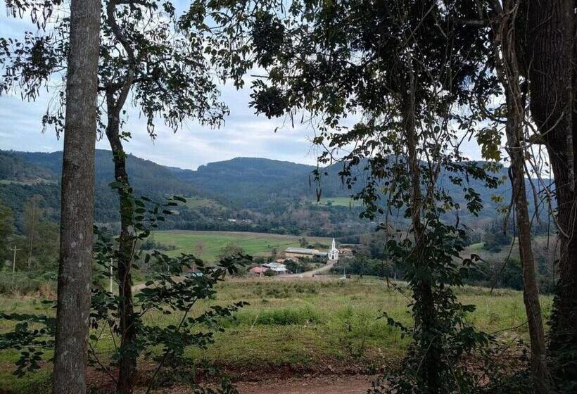 ペンション Pousada Jardim Encantado