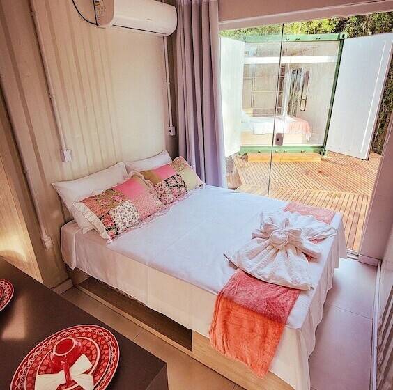 ペンション Pousada Jardim Encantado