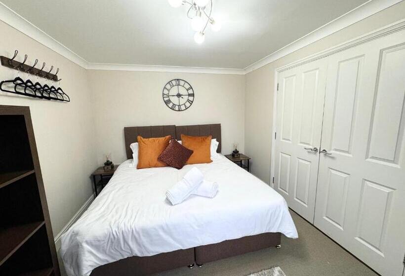 پانسیون Riverview