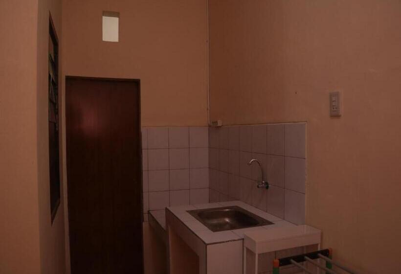 بنسيون Tendy Guest House