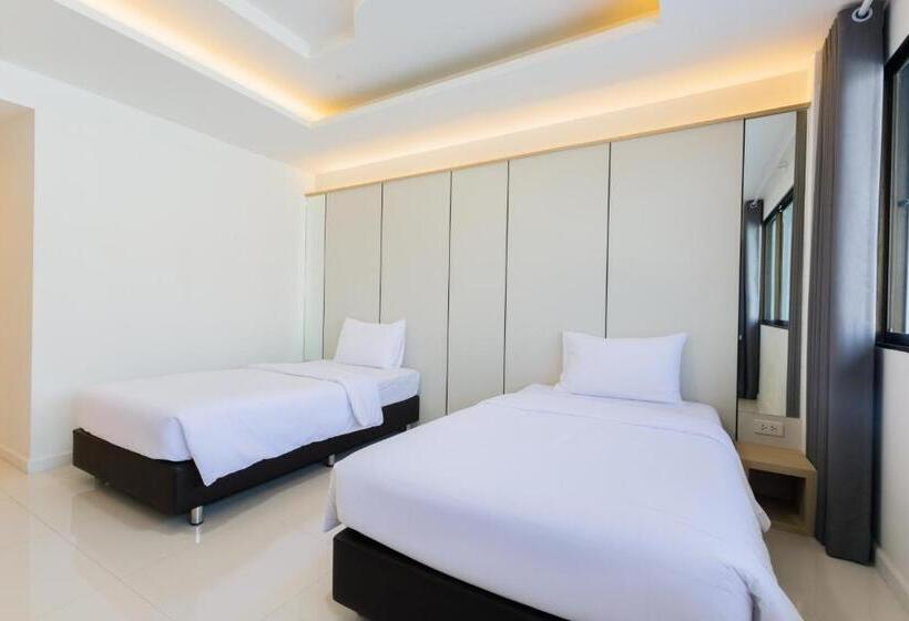 River Hotel   The Outstanding Venues Nakhon Pathom