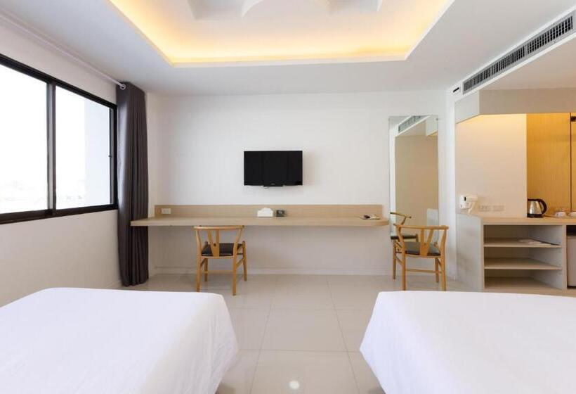 River Hotel   The Outstanding Venues Nakhon Pathom