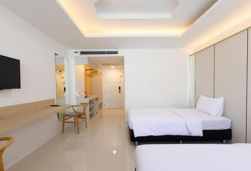 River Hotel   The Outstanding Venues Nakhon Pathom