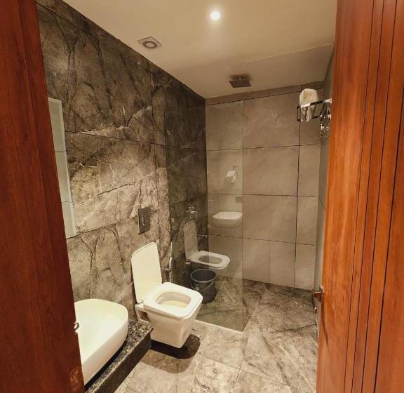 Shehnai Hotel And Banquet