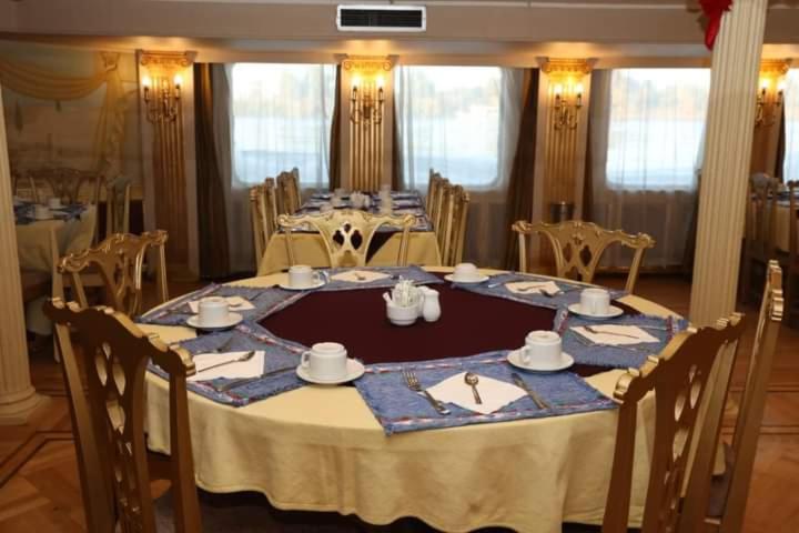 فندق النبيلتان نايل كروز